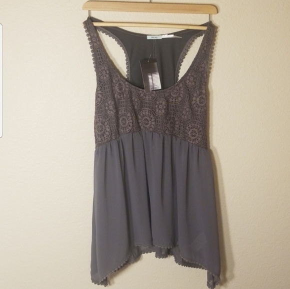 Kimchi Blue boho tanktop with crochet detail - Picture 4 of 8
